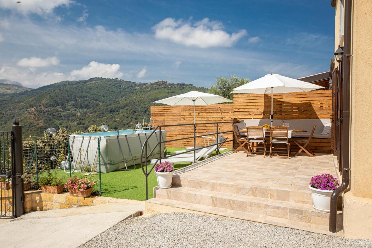 Casa Vacanze Villa Baronessa เชฟาลู ภายนอก รูปภาพ